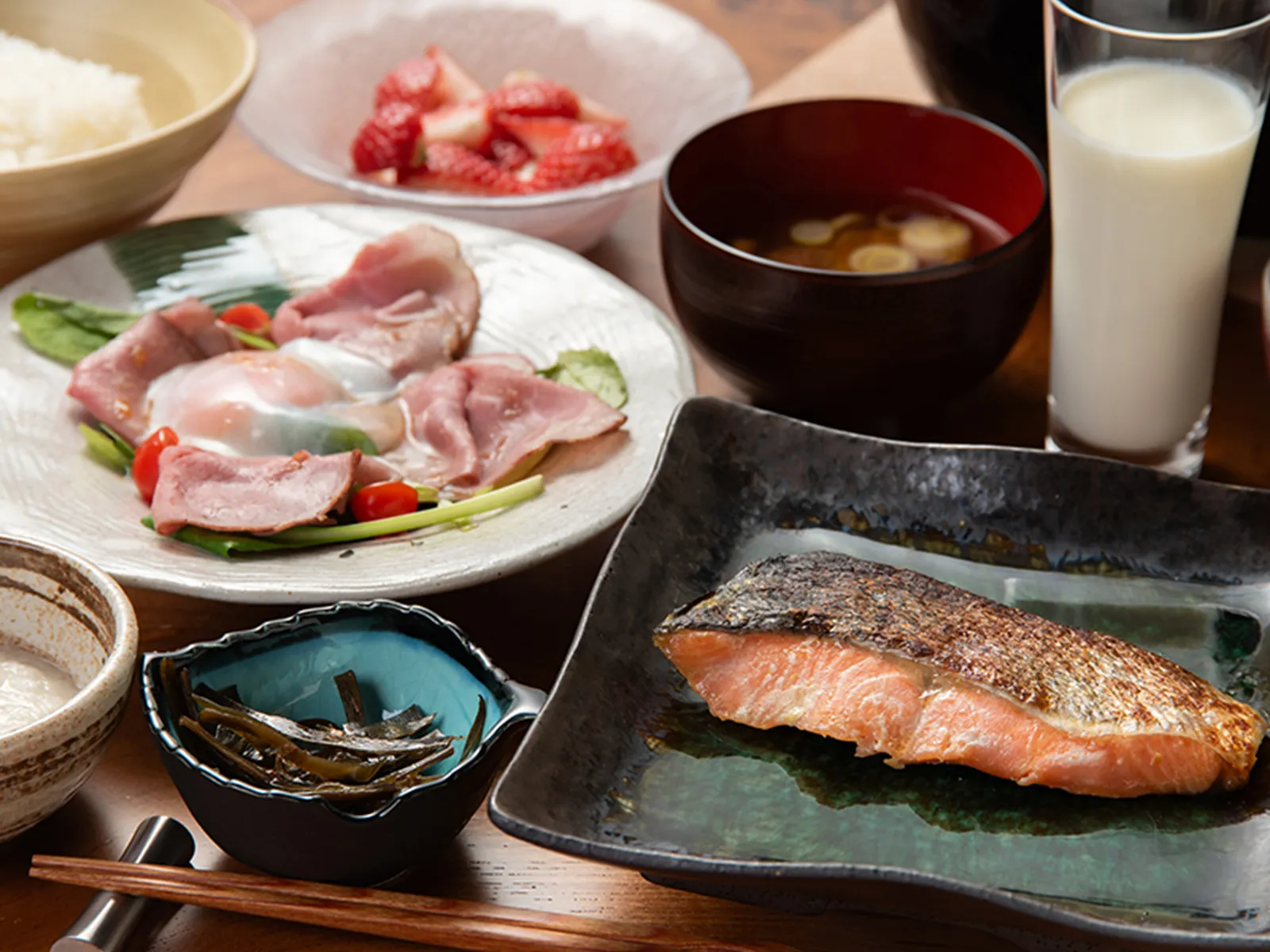 朝食一例